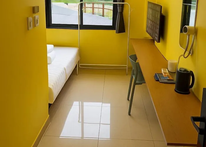 T1 Manila-near Naia Airport And Pitx Guest house 3*