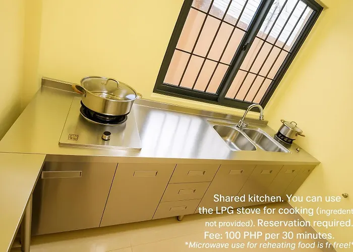 T1 Manila-near Naia Airport And Pitx Guest house